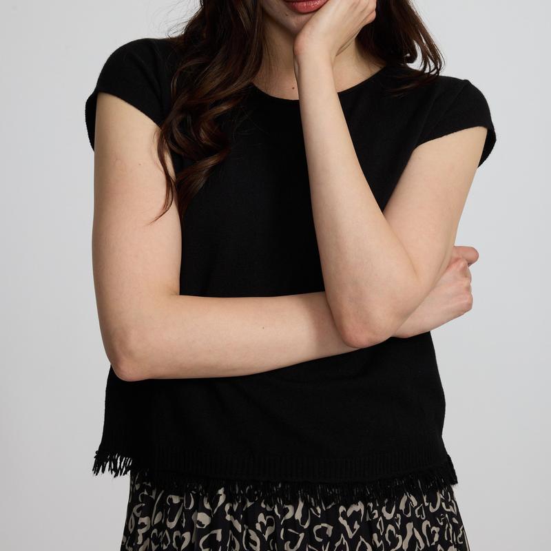 Pistache Fringe Knit Top - Black