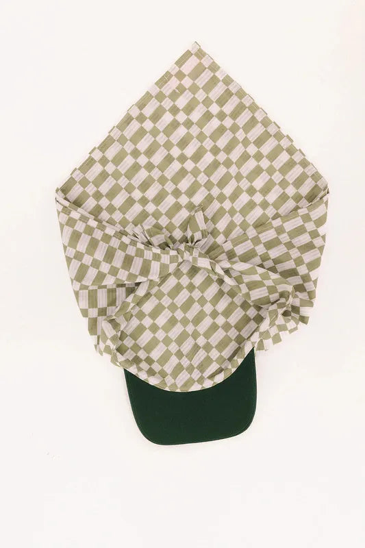 Fore All Lady Scarf Hat - Putting Green/White Check