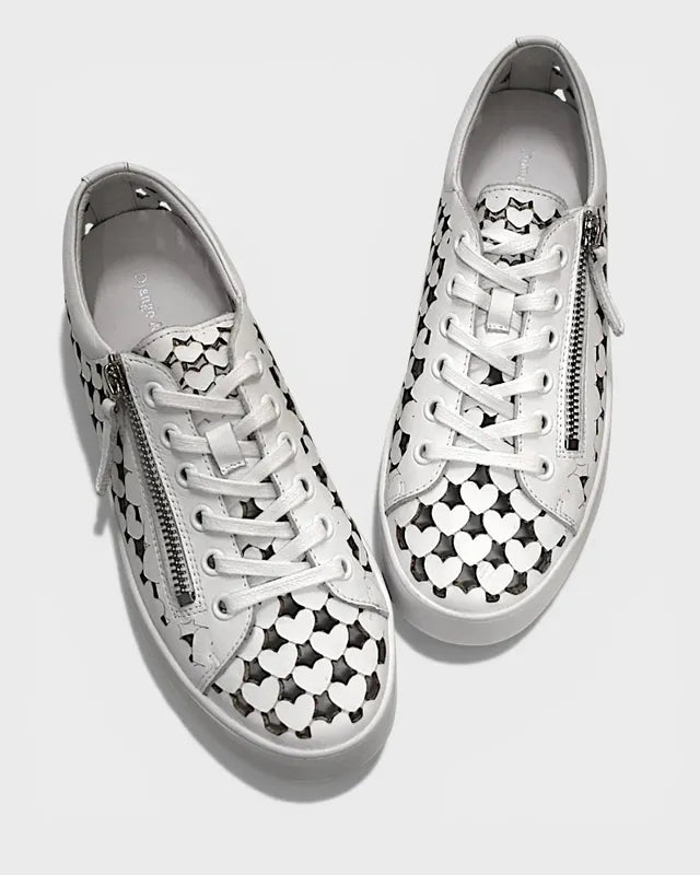 Django & Juliette Leitha Sneaker - White(Hearts)