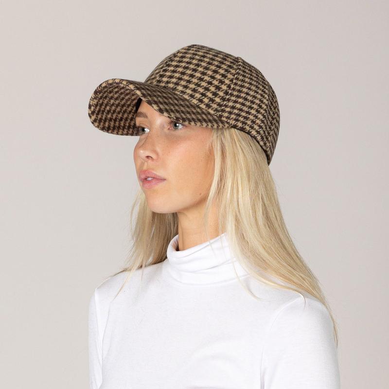 Lyla & Luxe Houndstooth Baseball Hat - Brown/Camel