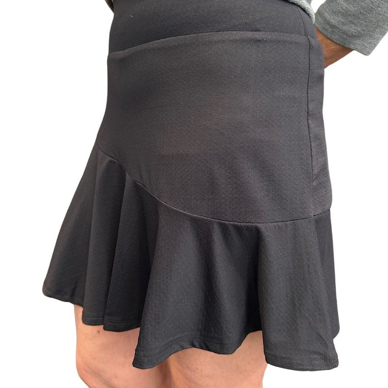 Famazee Swing Free Skort - Black