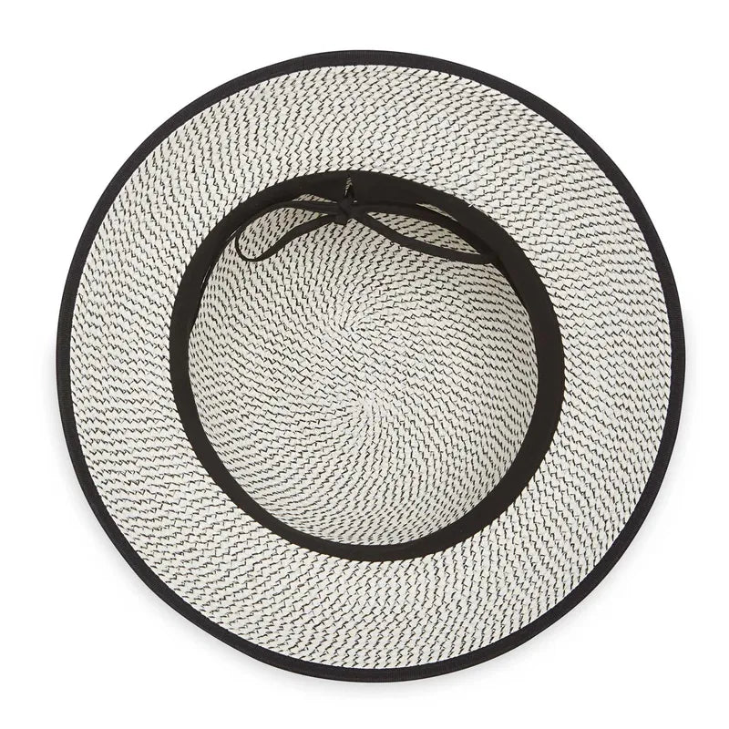 Wallaroo Petite Darby Hat - Ivory/Black