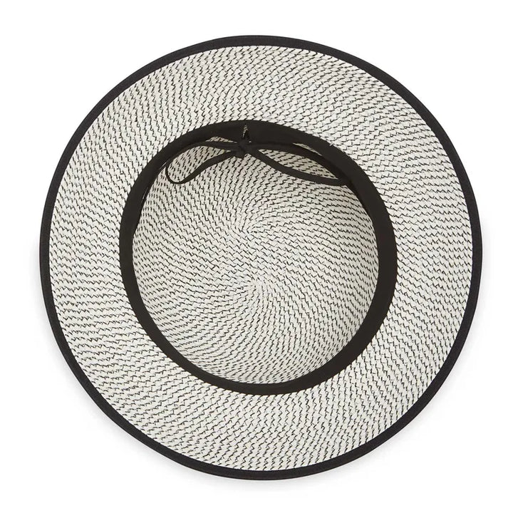 Wallaroo Petite Darby Hat - Ivory/Black