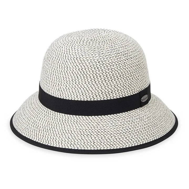 Wallaroo Petite Darby Hat - Ivory/Black