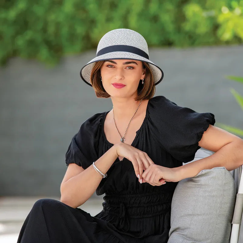 Wallaroo Petite Darby Hat - Ivory/Black