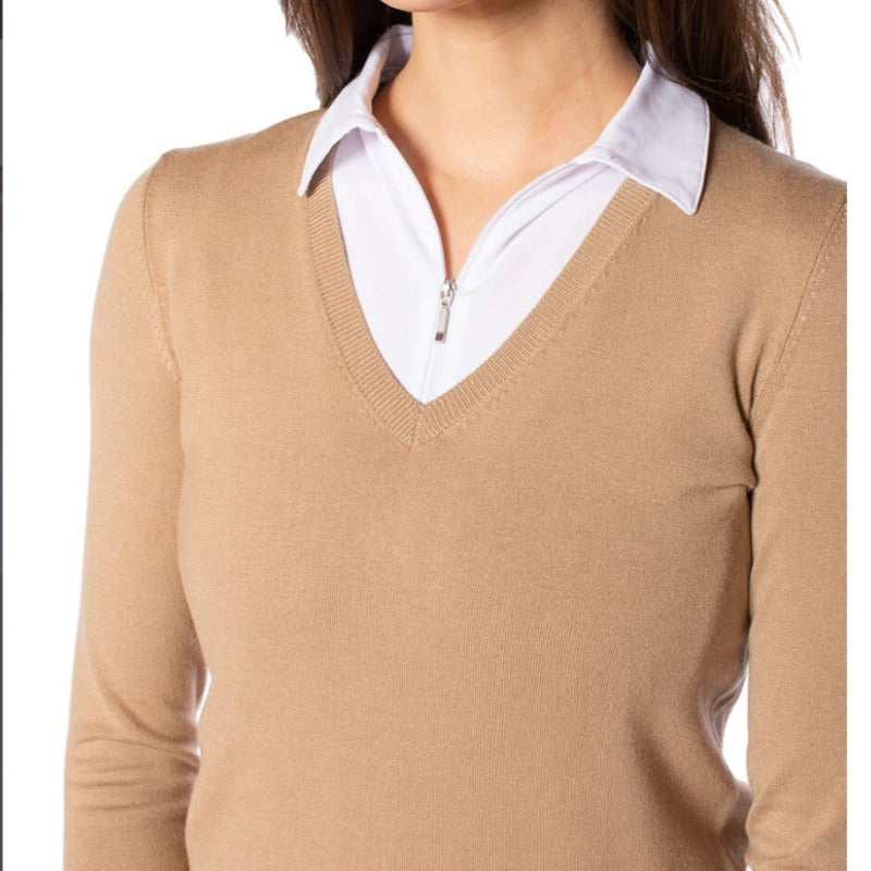 Golftini V-Neck Sweater - Camel/White