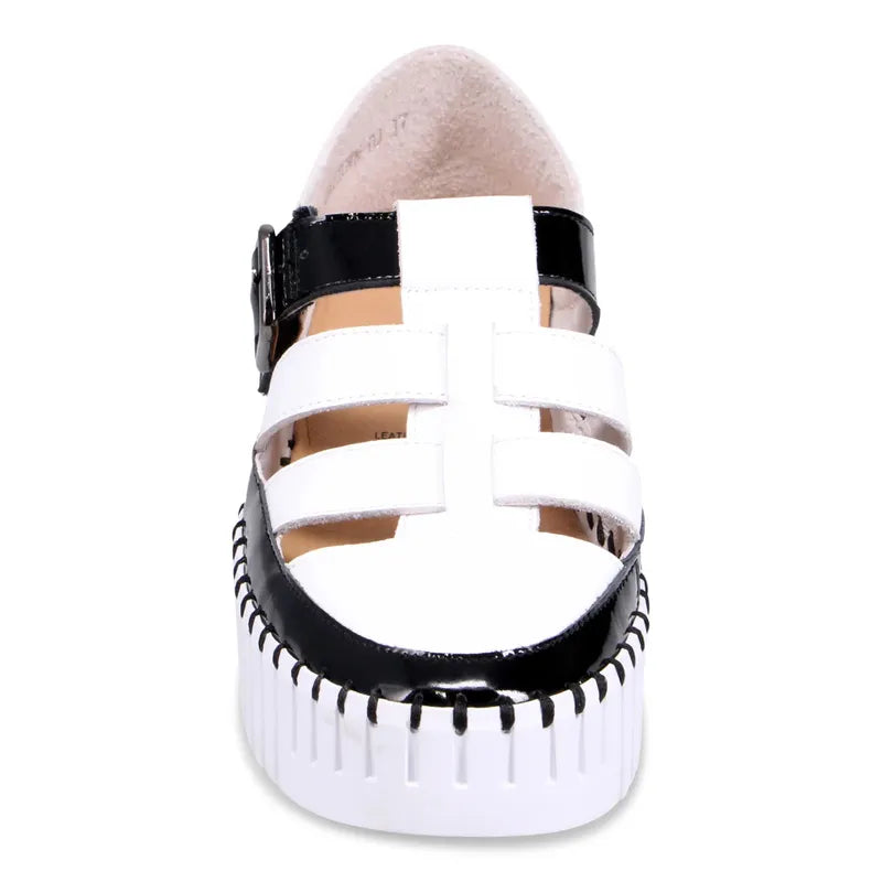 Django & Juliette Baytown Sandal - White/Black