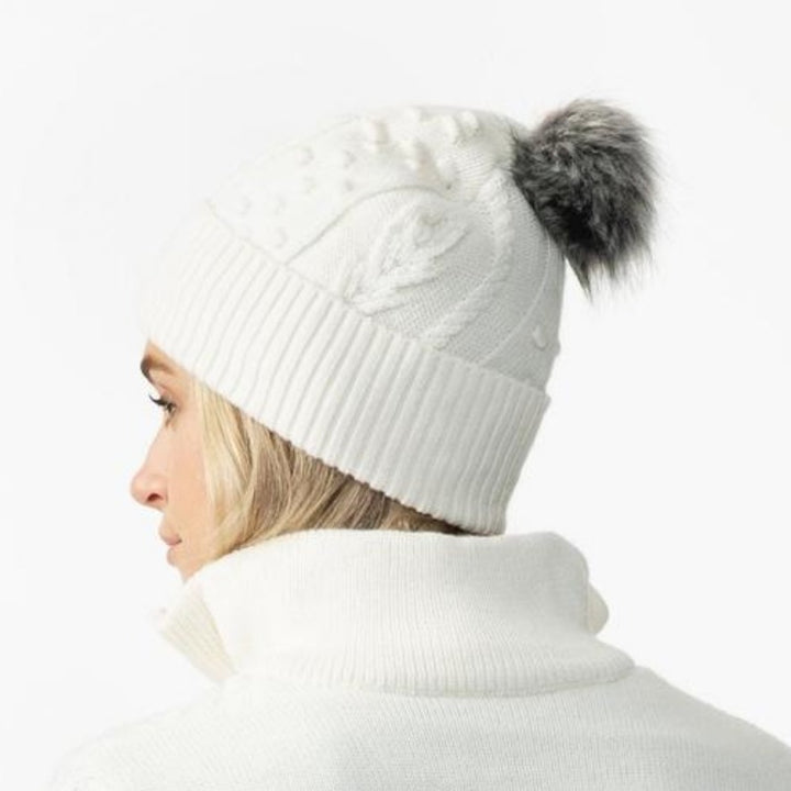 Daily Sports Amedine Knit Hat (pom pom) - White